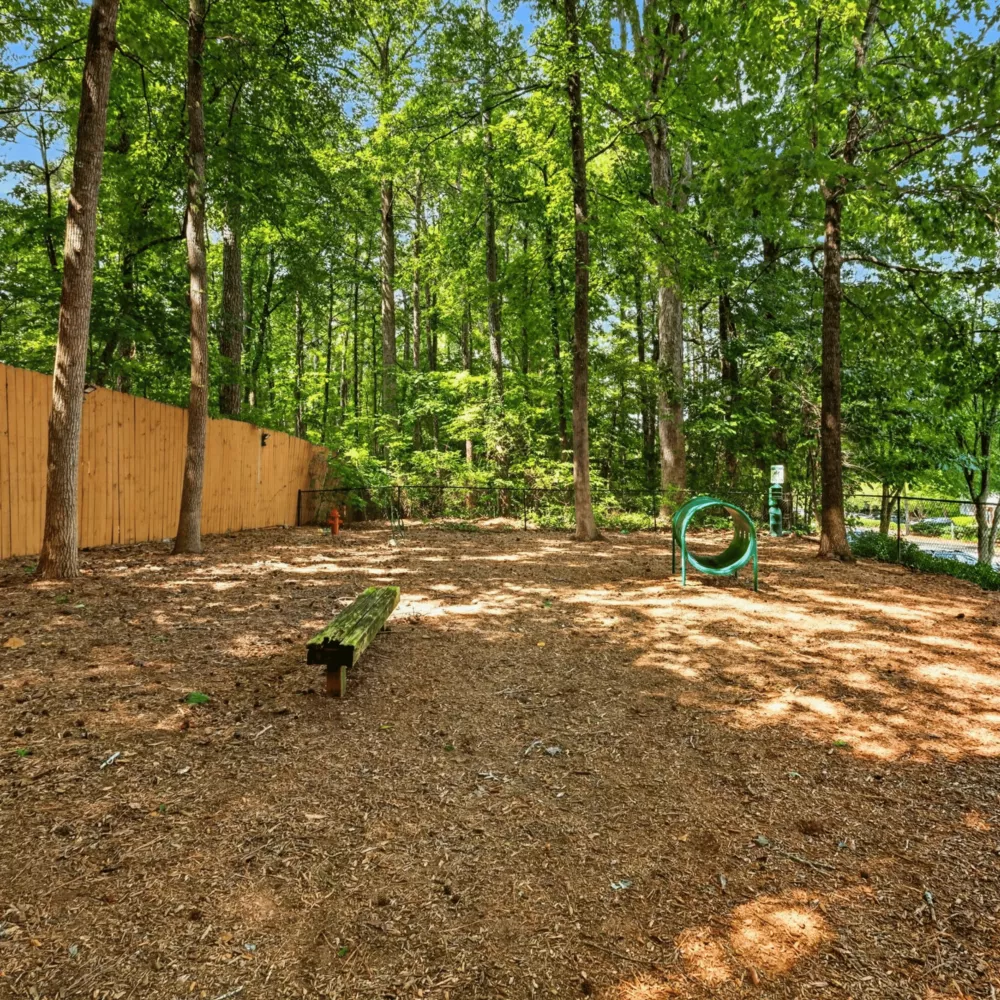 Oaks at Sugarloaf Apartments - Dog Park 